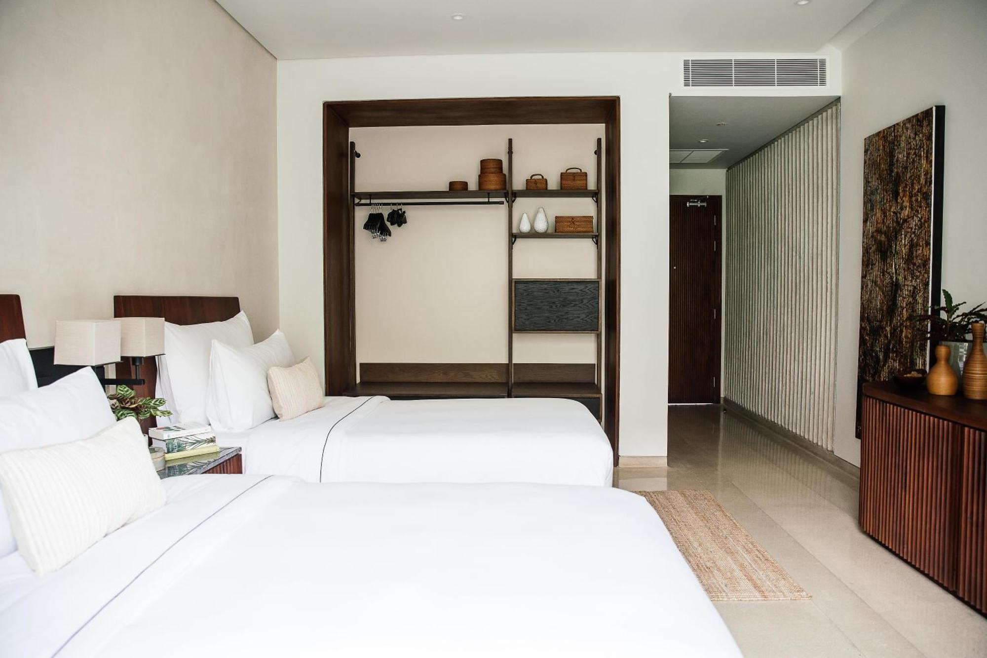 Treeline Urban Resort Siem Reap Bagian luar foto